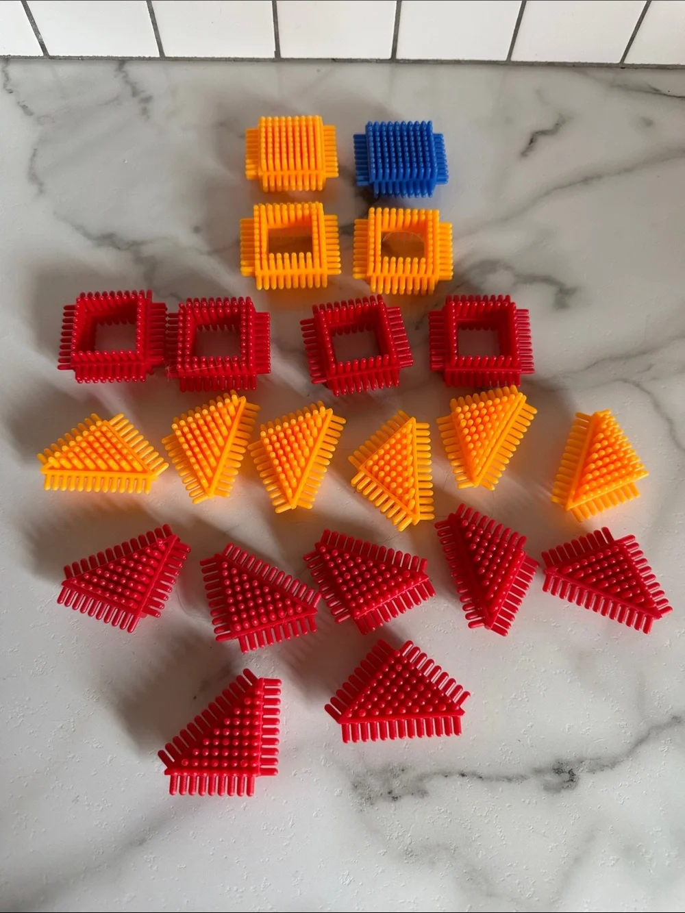 Battat Bristle Blocks - 84 Pieces including Family & Farm Animals